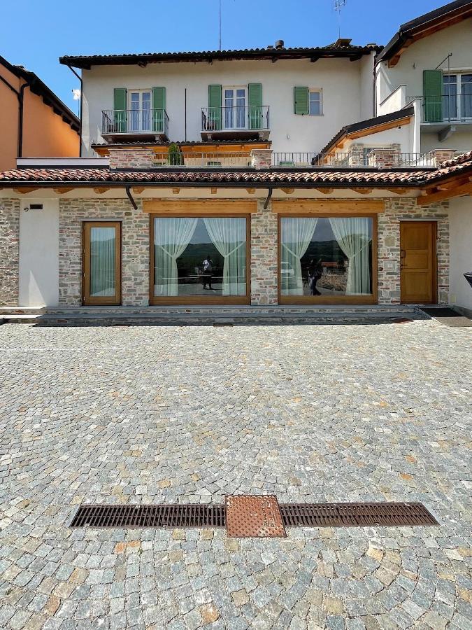 Bed and Breakfast La Rocca Carrù Exterior foto